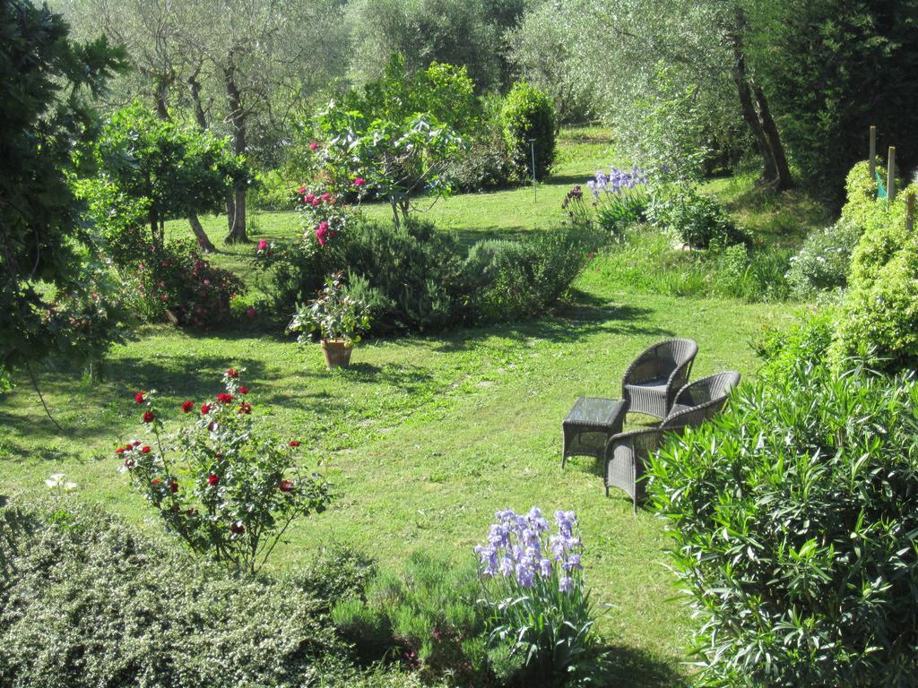 A Casa Di Lizzy B&B Monte Lopio Екстер'єр фото